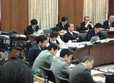 2007年3月22日（木）　憲法調査会に出席