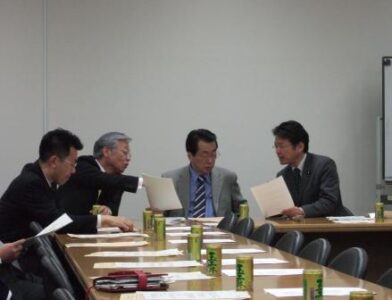 2009年4月30日(木)　民主党『新型インフルエンザ対策本部』第２回会合