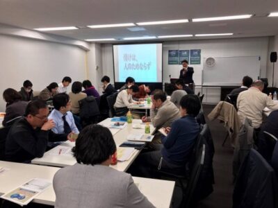 日本政策学校で年金政策について講演