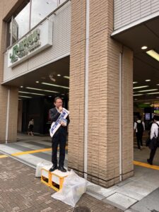 6/10(月)高円寺駅にて朝の街頭演説を行いました
